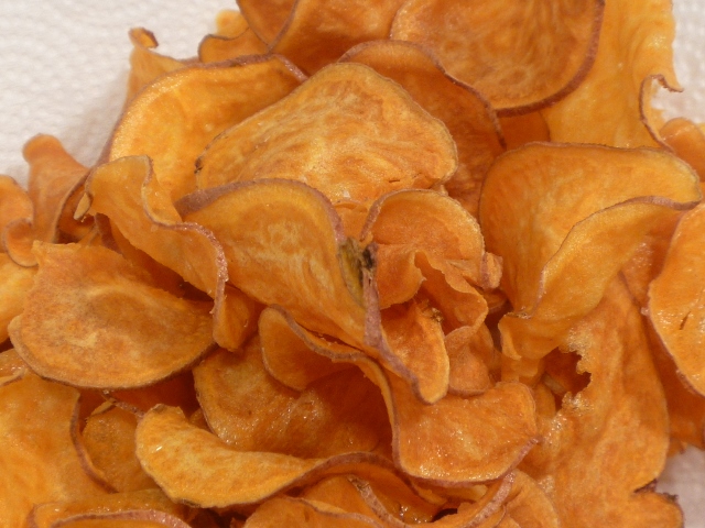 Late Night Snack Attack: Crunchy Sweet Potato Chips