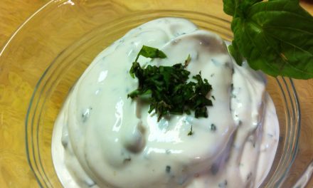 Kick up the Flavor of Condiments: Sour Cream Goodness